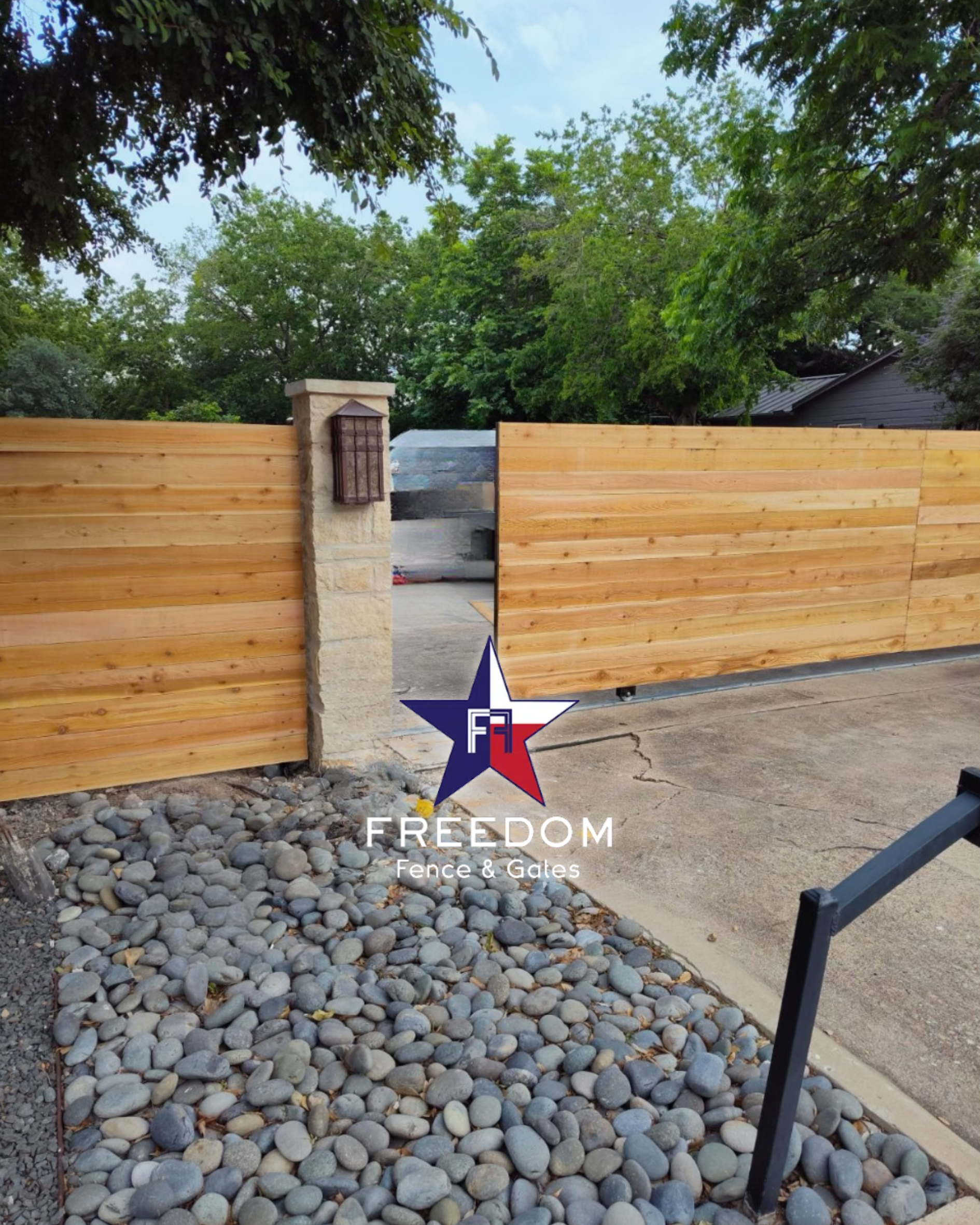 Read more about the article Preparing Your Fence and Gate for Winter in Texas: November Maintenance Tips